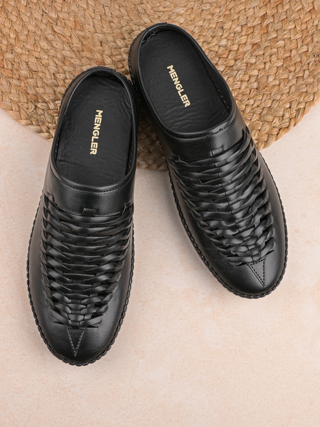 

MENGLER Men Woven Design Shoe-Style Sandals, Black