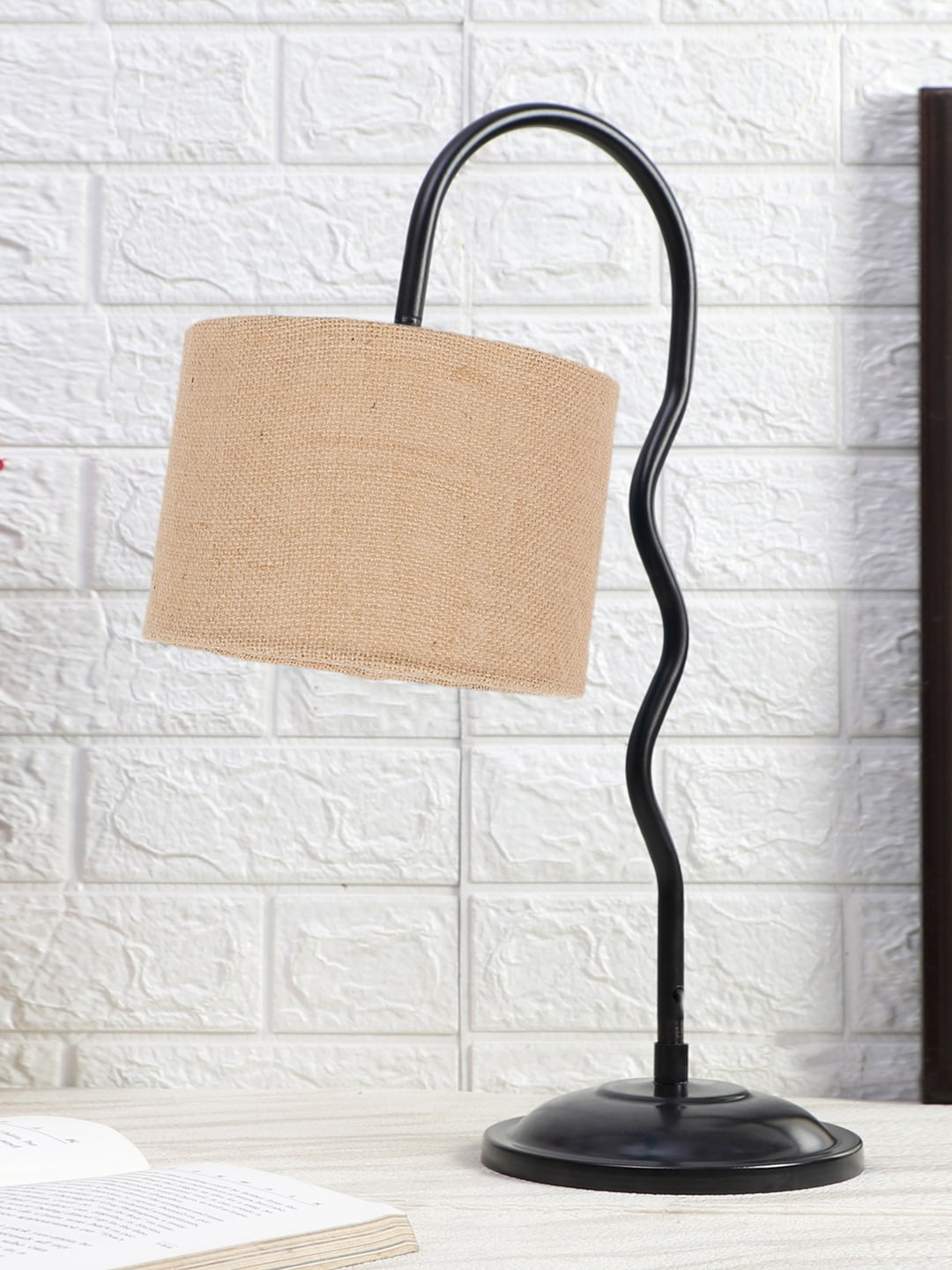 

Devansh Beige & Black Textured Jute Curvy Table Lamp With Iron Base