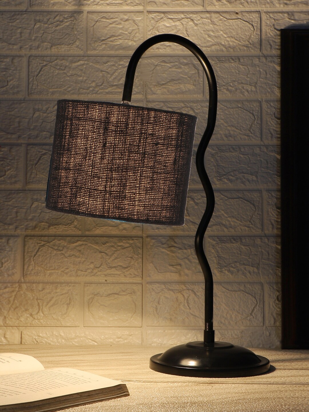 

Devansh Black Textured Jute Zig Zag Curvy Table Lamp With Iron Base
