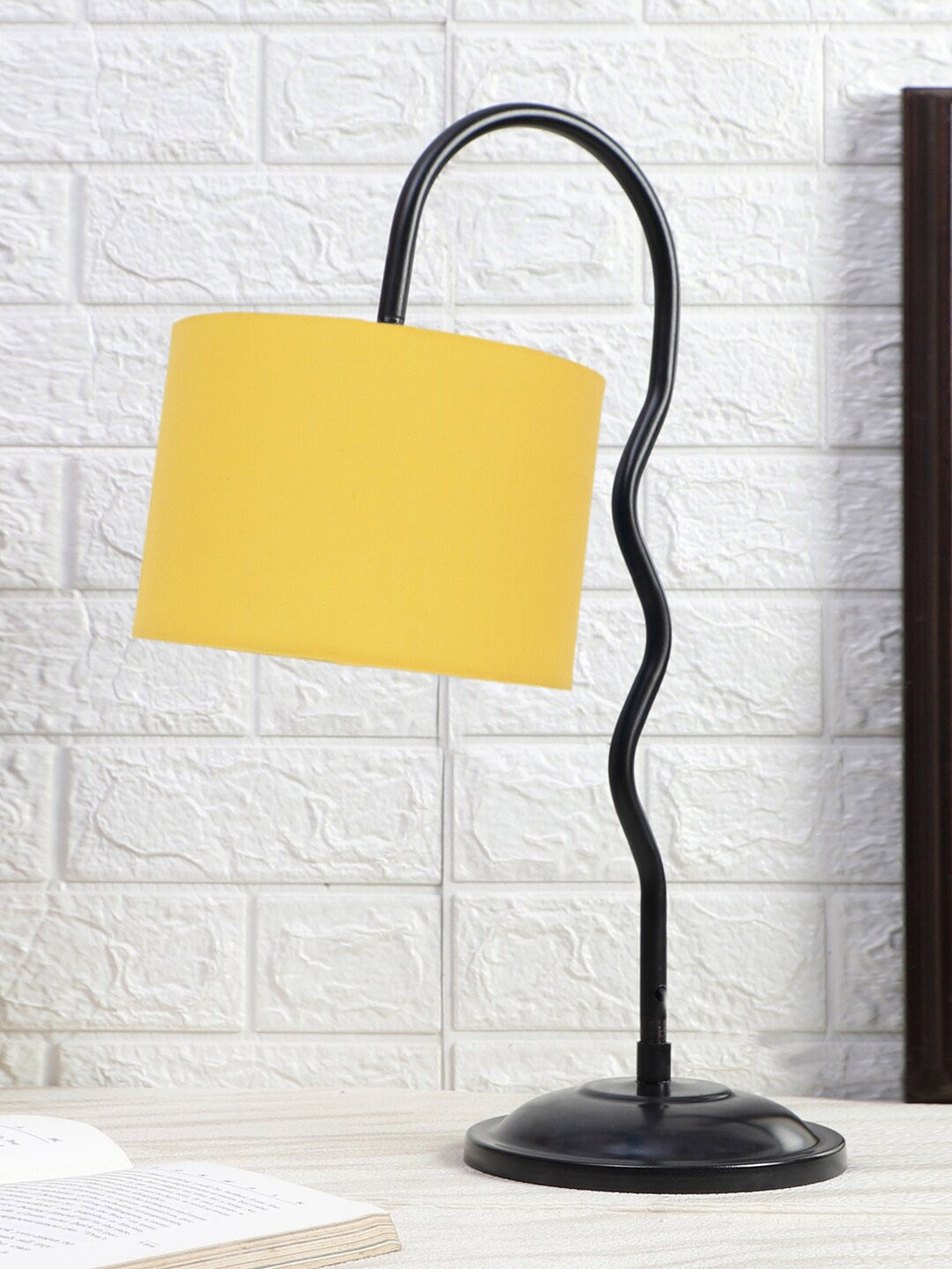 

Devansh Yellow & Black Textured Cotton Curvy Table Lamp With Iron Base