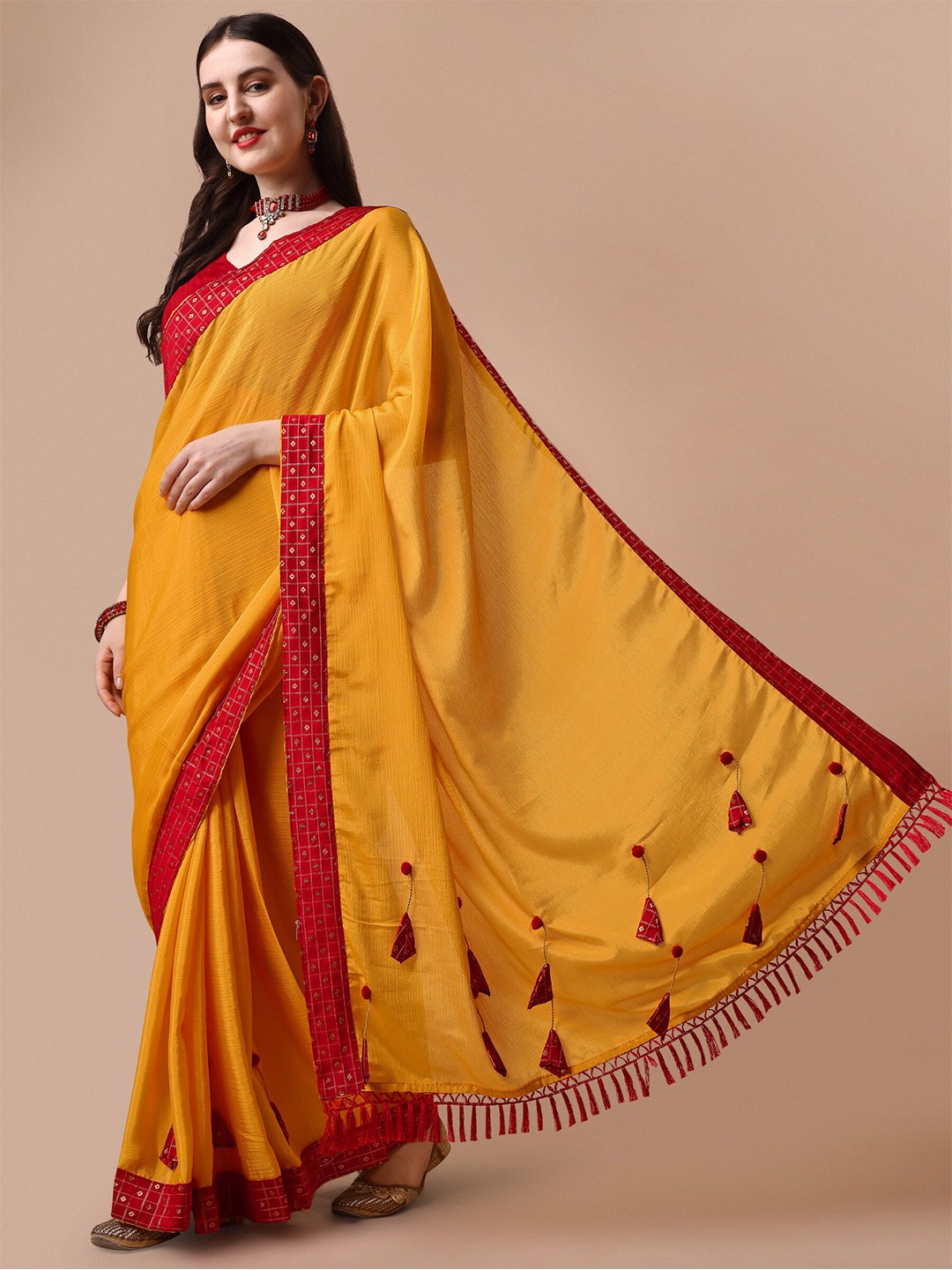 

AVANTIKA FASHION Embellished Pure Silk Banarasi Saree, Yellow