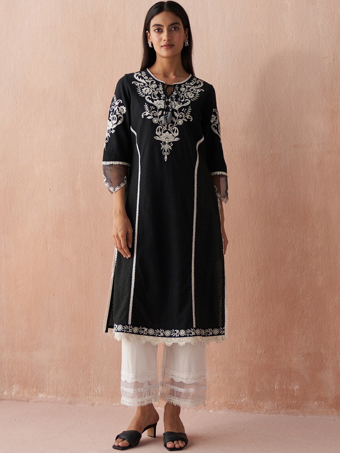 

Lakshita Women Ethnic Motifs Embroidered Thread Work Indie Prints Kurta, Black