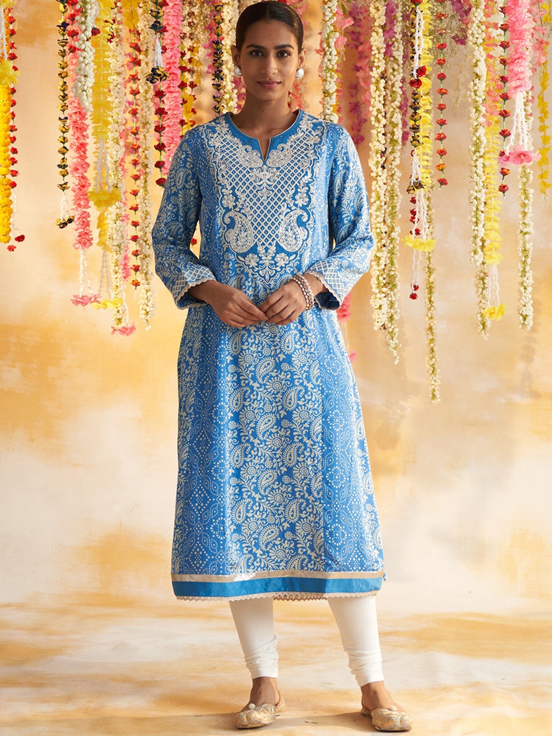 

Lakshita Plus Size Floral Embroidered Thread Work Kurta, Blue