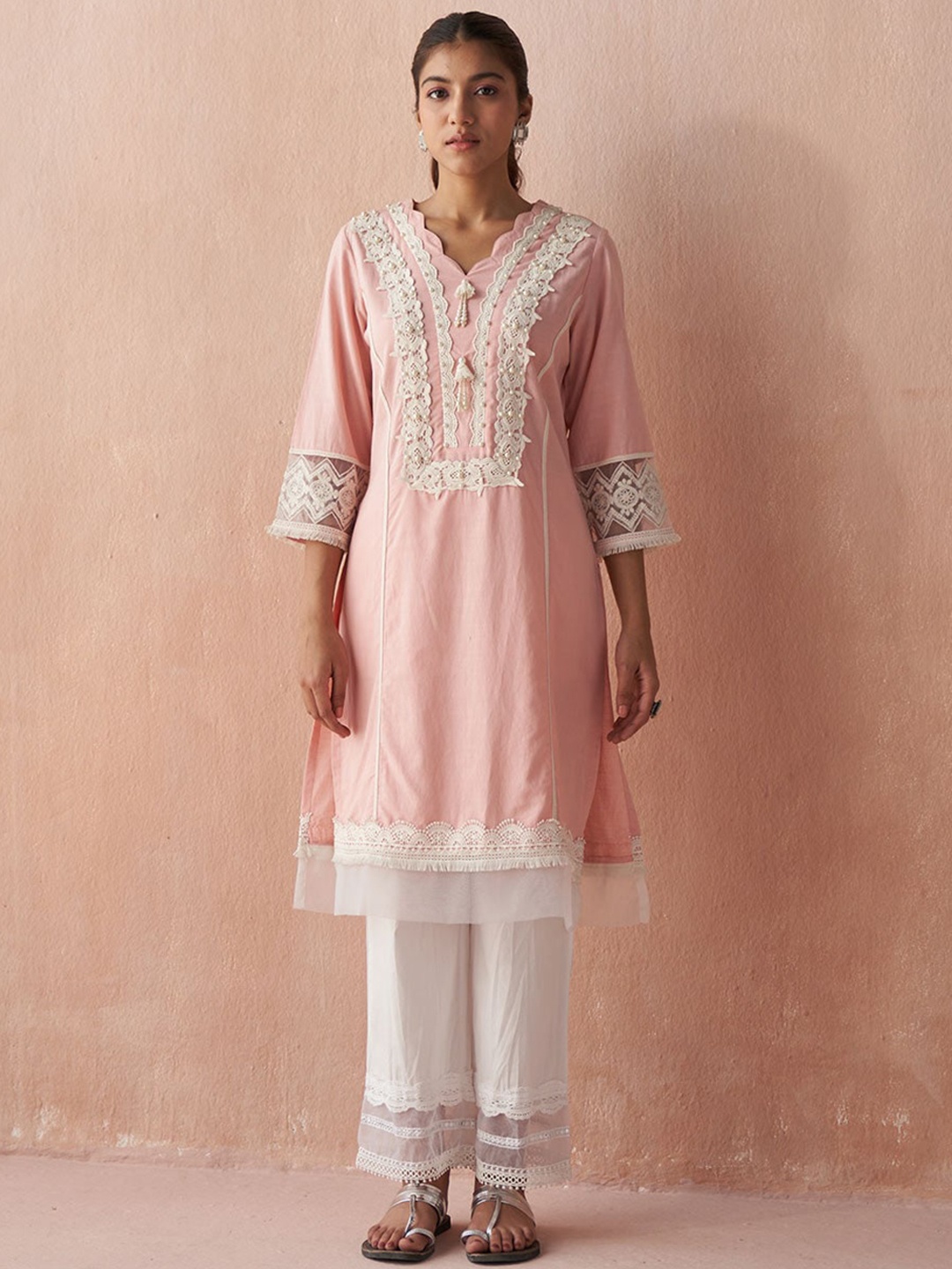 

Lakshita Women Yoke Design V Neck Regular Kurta, Pink