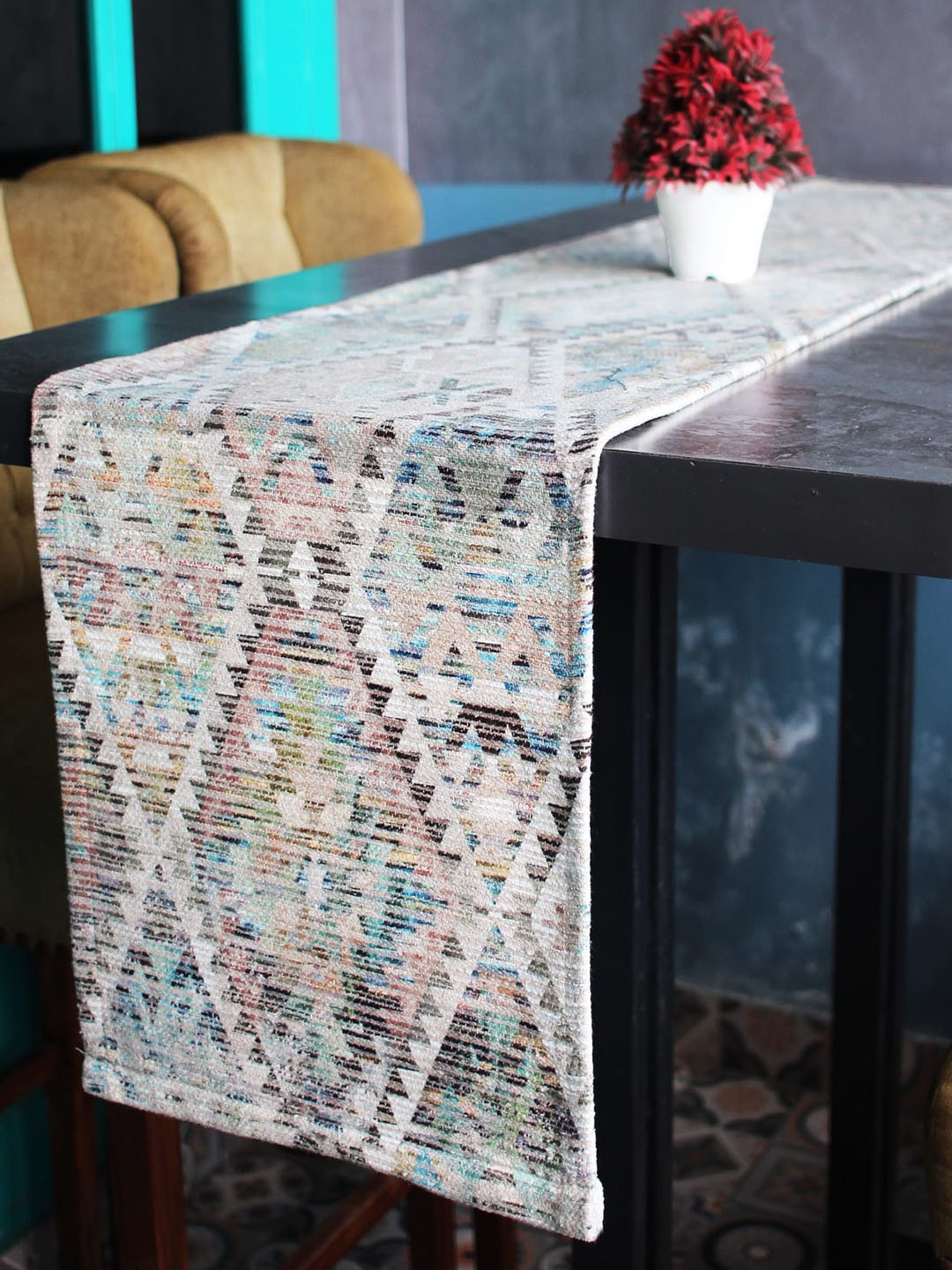 

THE little BIG STORE Grey & Olive Green Woven-Design Pure Cotton Table Runner