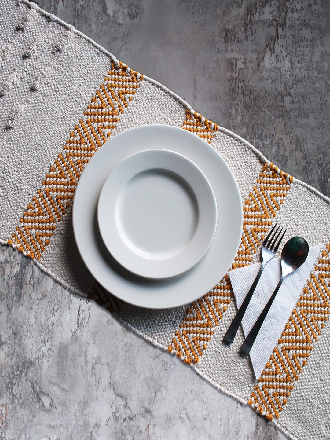 

THE little BIG STORE Beige & Yellow Woven Design Pure Cotton Table Runner