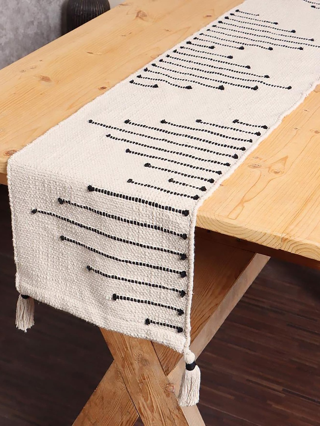 

THE little BIG STORE Off White & Black Woven-Design Pure Cotton Table Runner
