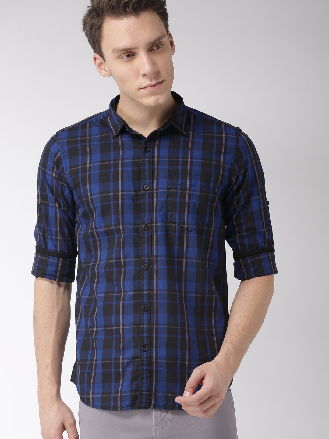 

HIGHLANDER Men Blue & Black Slim Fit Checked Casual Shirt