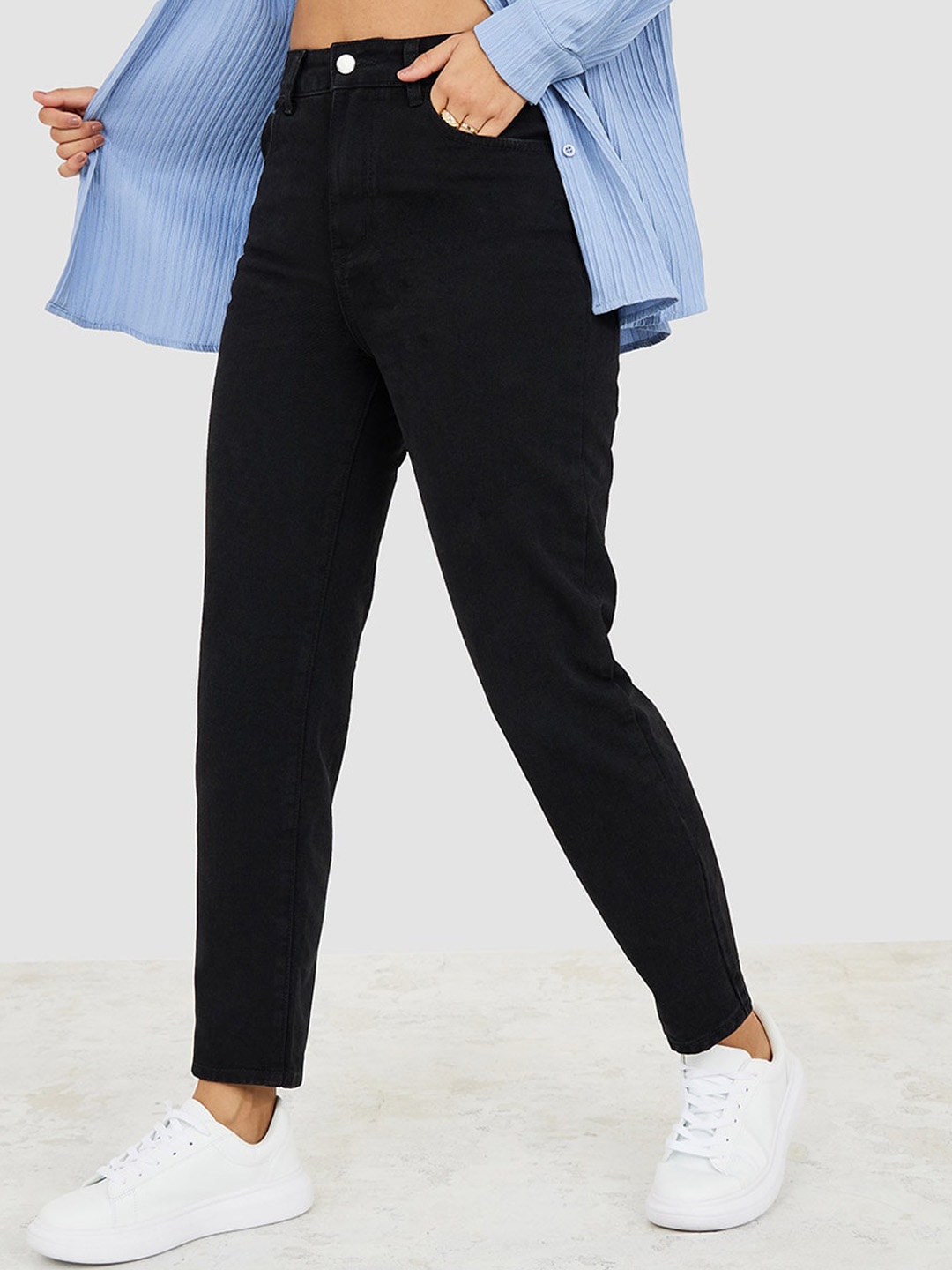 

Styli Women Mom-Fit High-Rise Cotton Jeans, Black