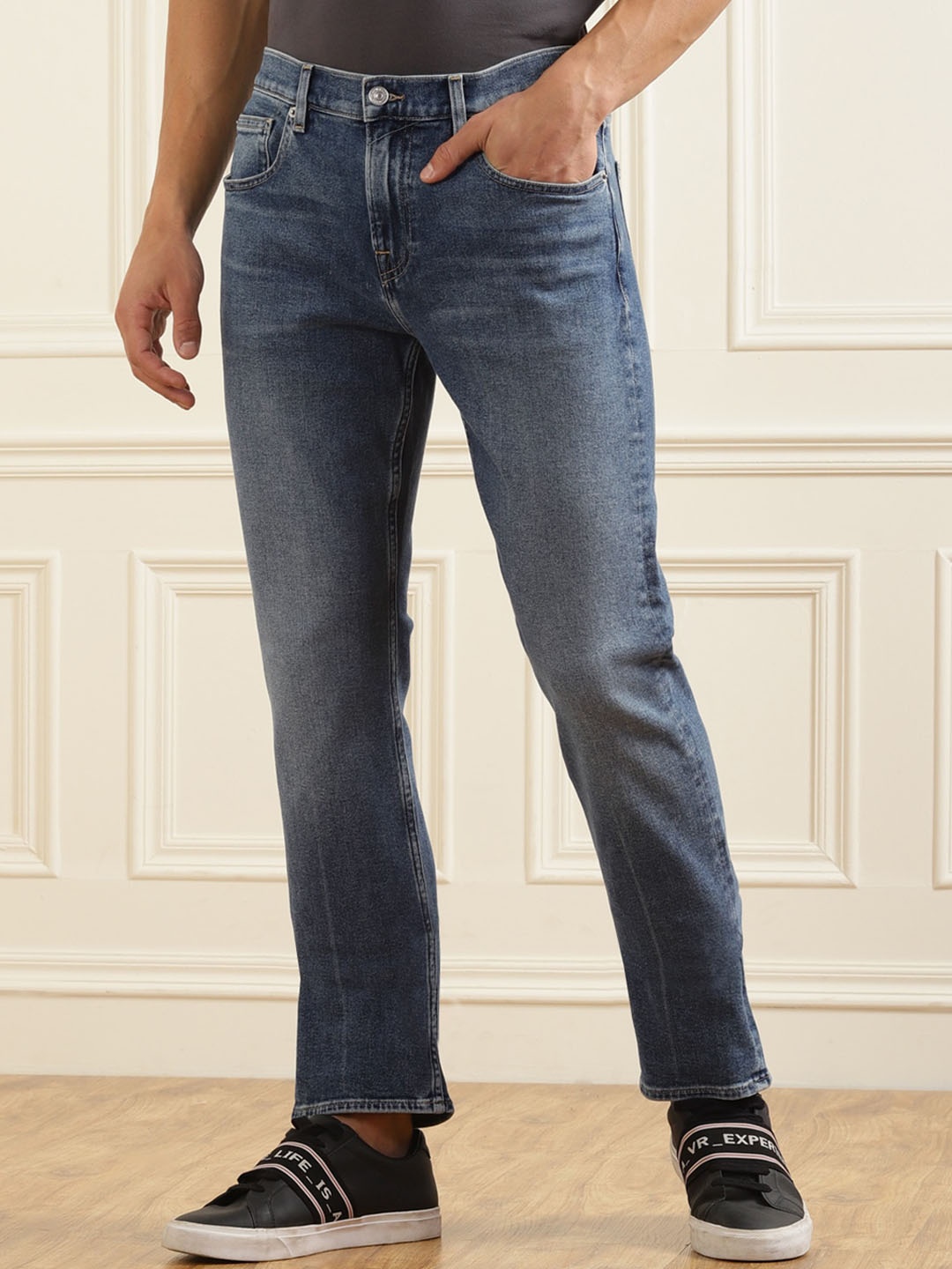 

7 For All Mankind Men Straight Fit Light Fade Jeans, Blue