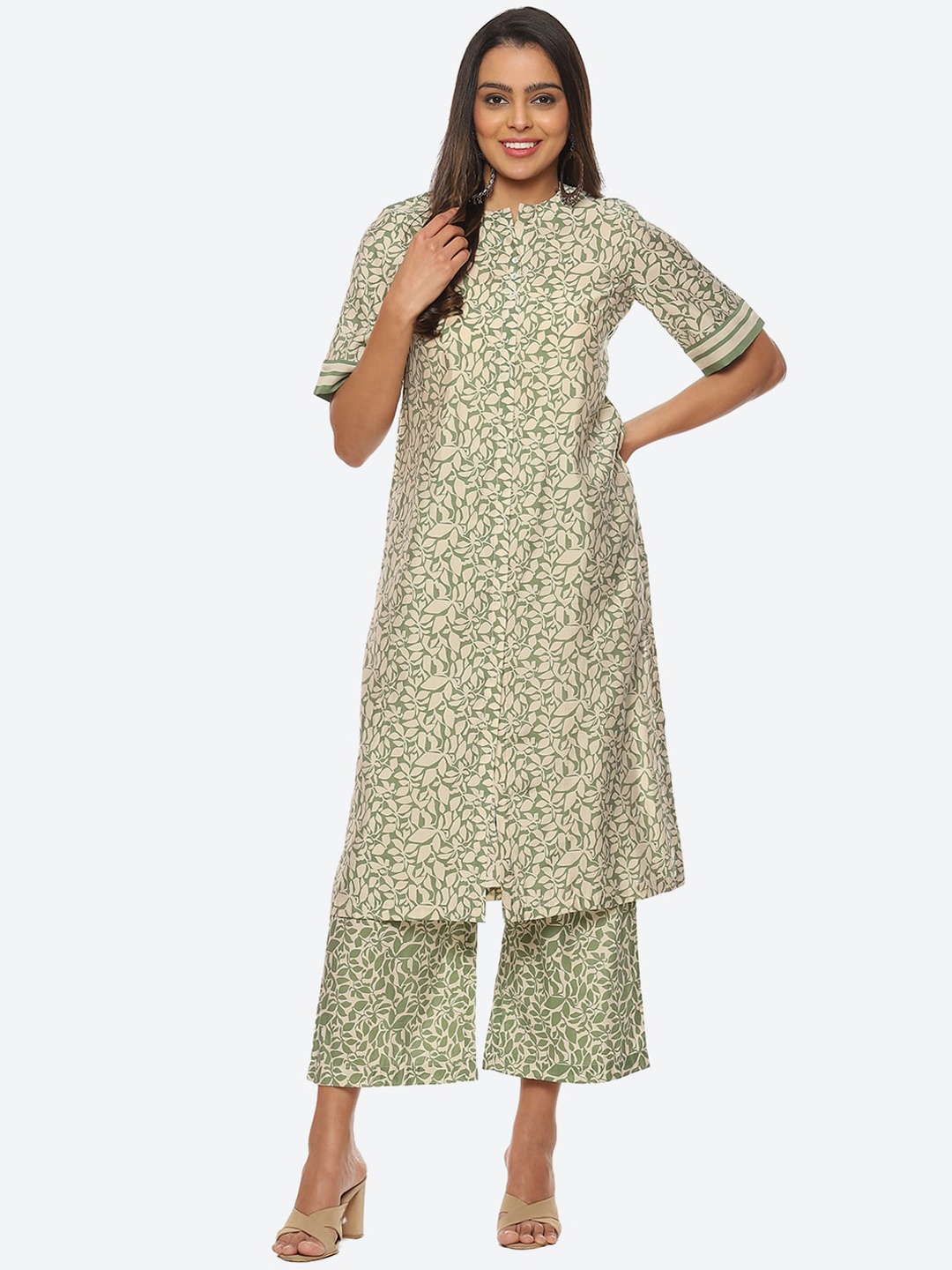 

Biba Women Floral Printed Kurta with Trousers, Green