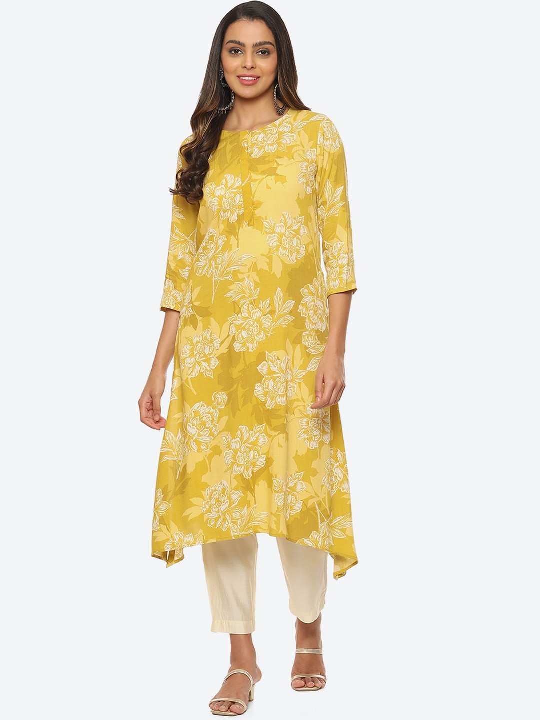 

Biba Floral Printed A-line Kurta, Yellow