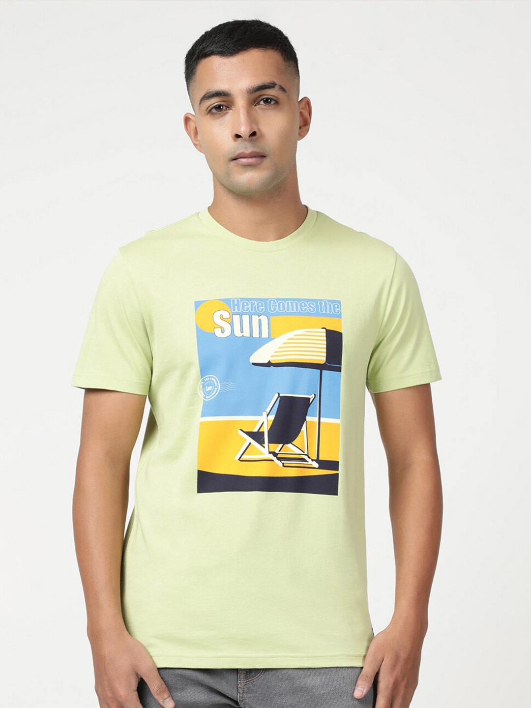 

Lee Men Graphic Printed Slim Fit Cotton T-shirt, Lime green