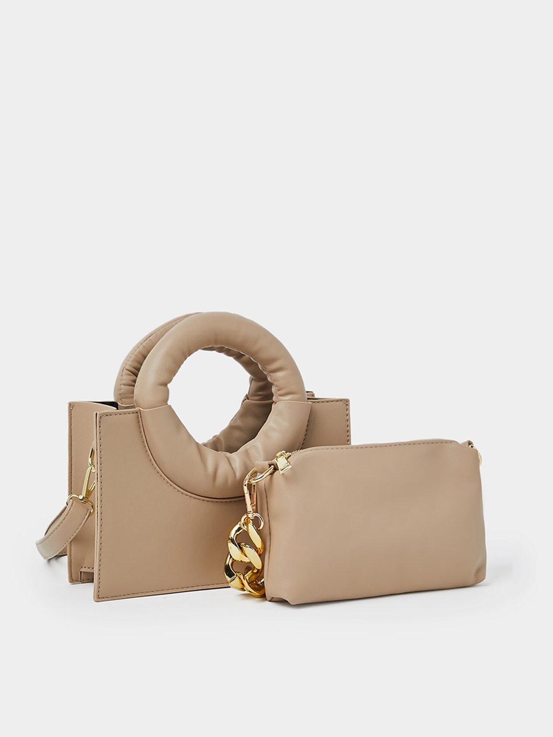 

Styli Structured Chunky Chain Detail Handheld Hag with Pouch, Brown