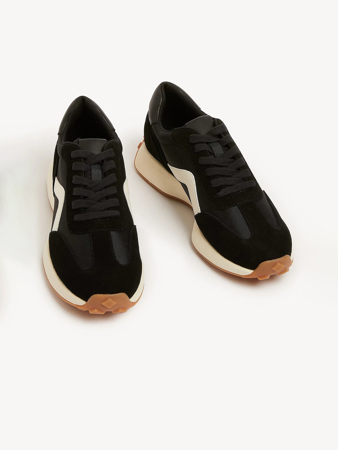 

Marks & Spencer Women Colourblocked Leather Sneakers, Black