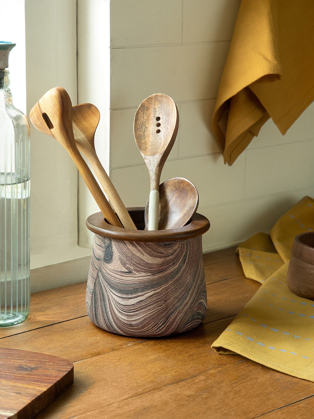 

ellementry Gaiyo Grey & Brown Wooden Cutlery Holder
