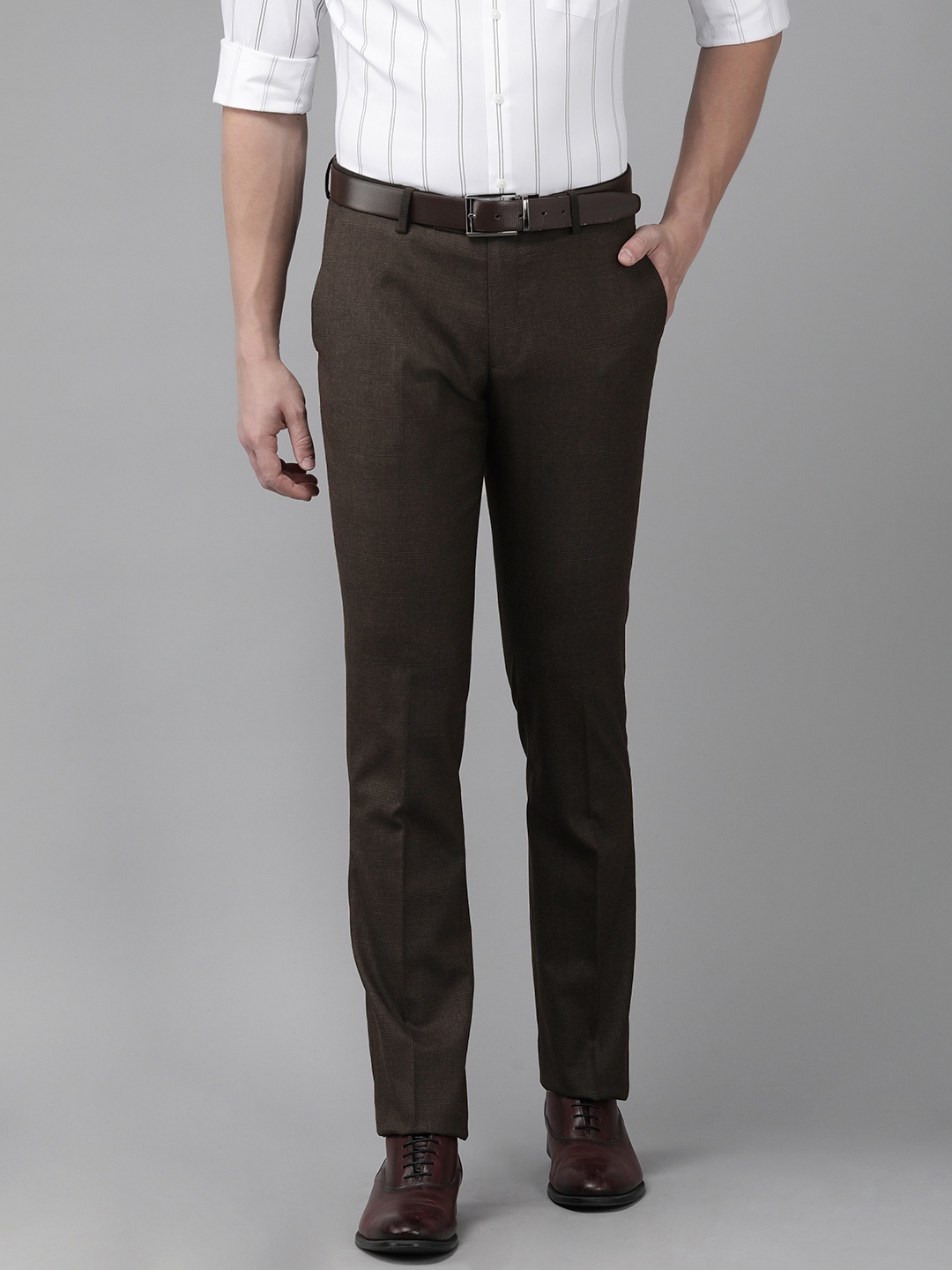 

Arrow Men Checked Formal Trousers, Brown