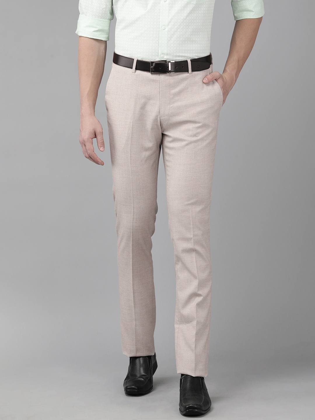 

Arrow Men Solid Tailored Fit Formal Trousers, Grey