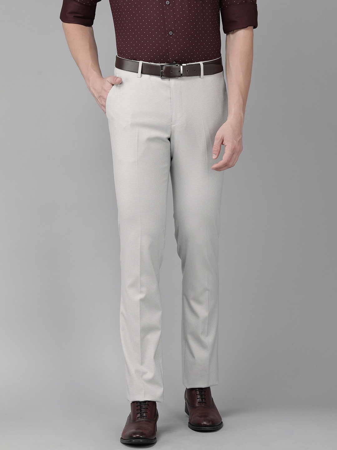 

Arrow Men Checked Tailored Fit Formal Trousers, Grey