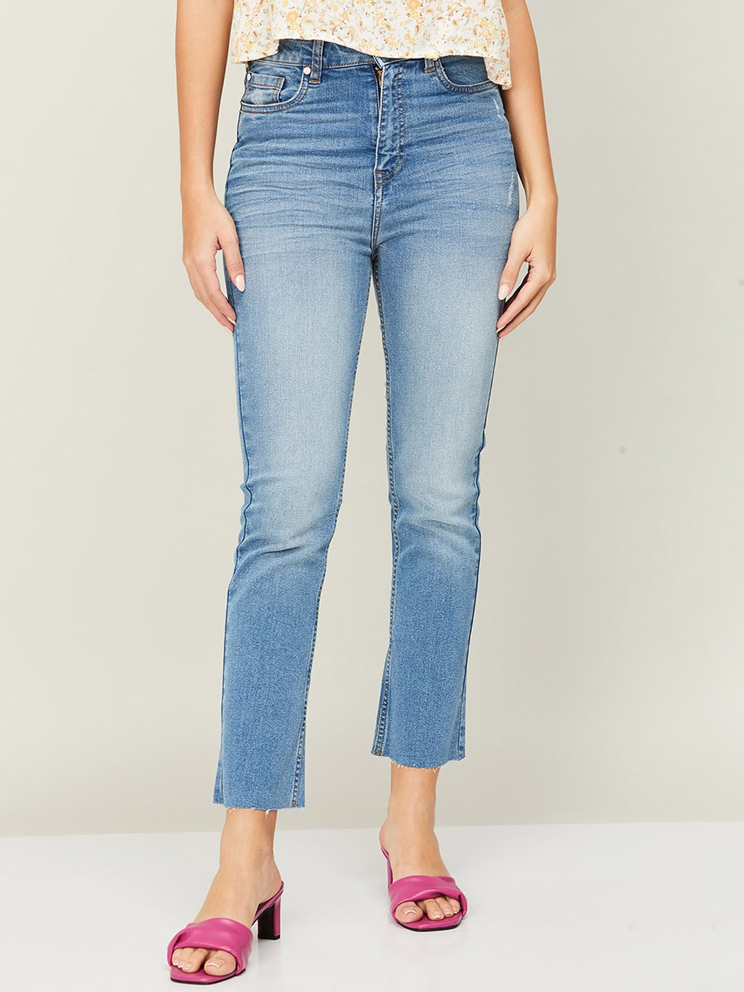 

Ginger by Lifestyle Women Cotton Heavy Fade Stretchable Jeans, Blue