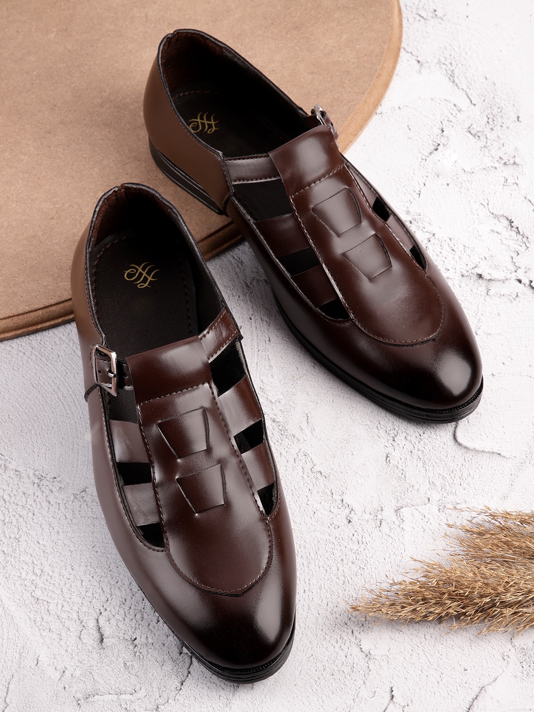 

House of Pataudi Men Handcrafted Shoe-Style Sandals, Coffee brown