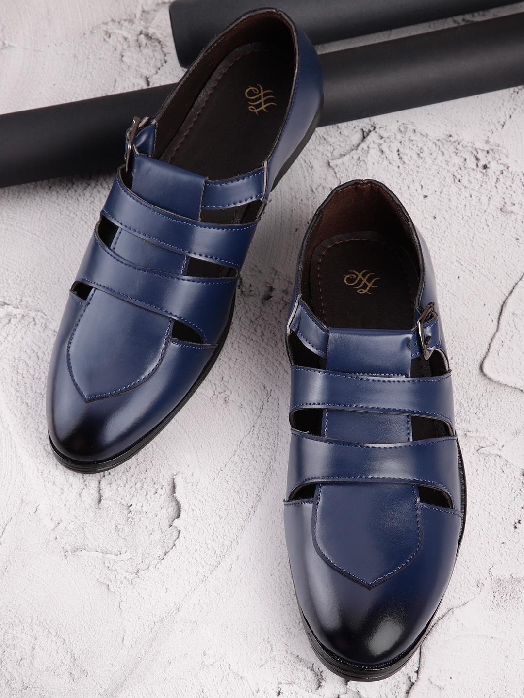 

House of Pataudi Men Handcrafted Shoe-Style Sandals, Navy blue