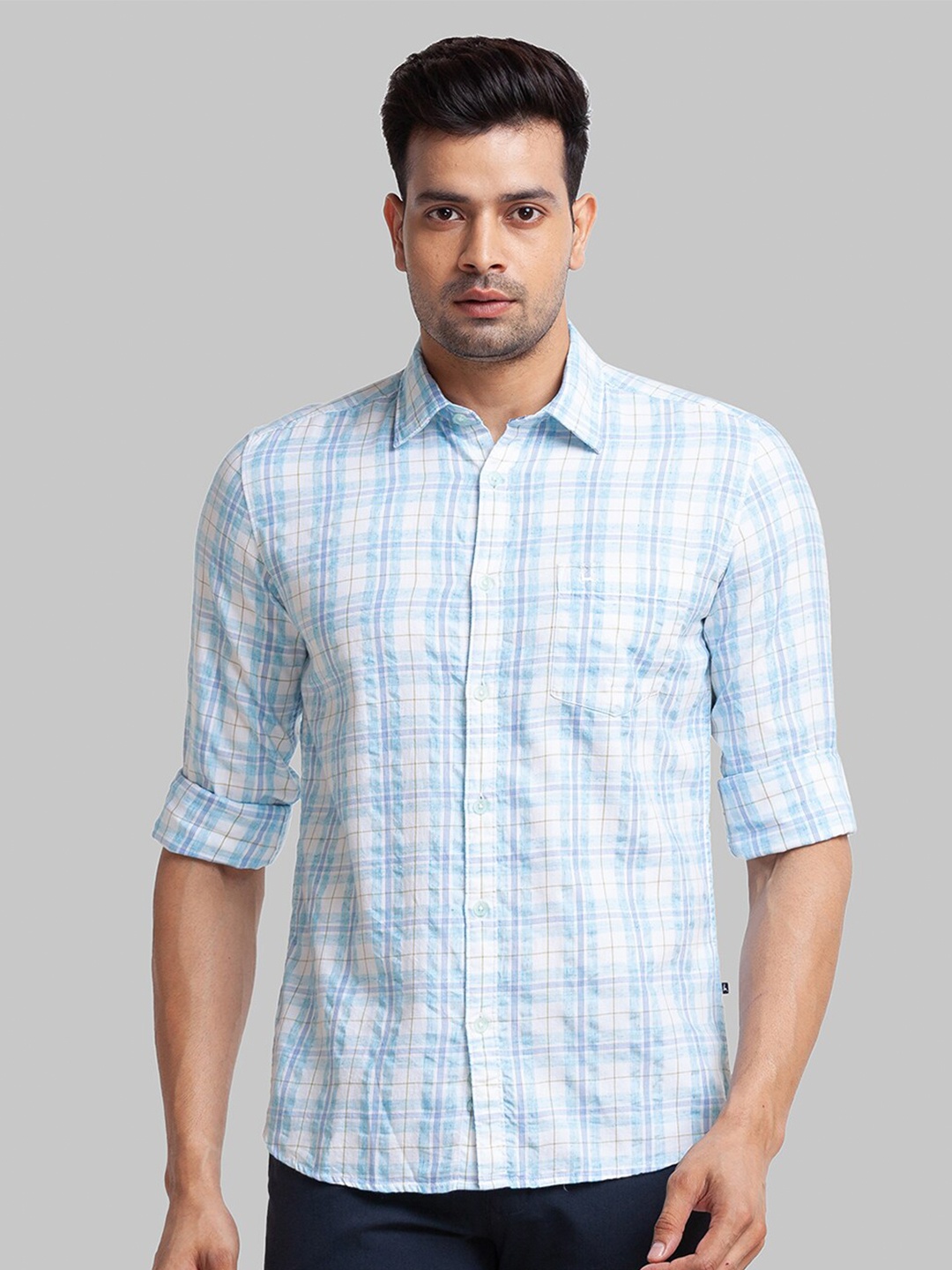 

Parx Men Slim Fit Checked Casual Shirt, Blue