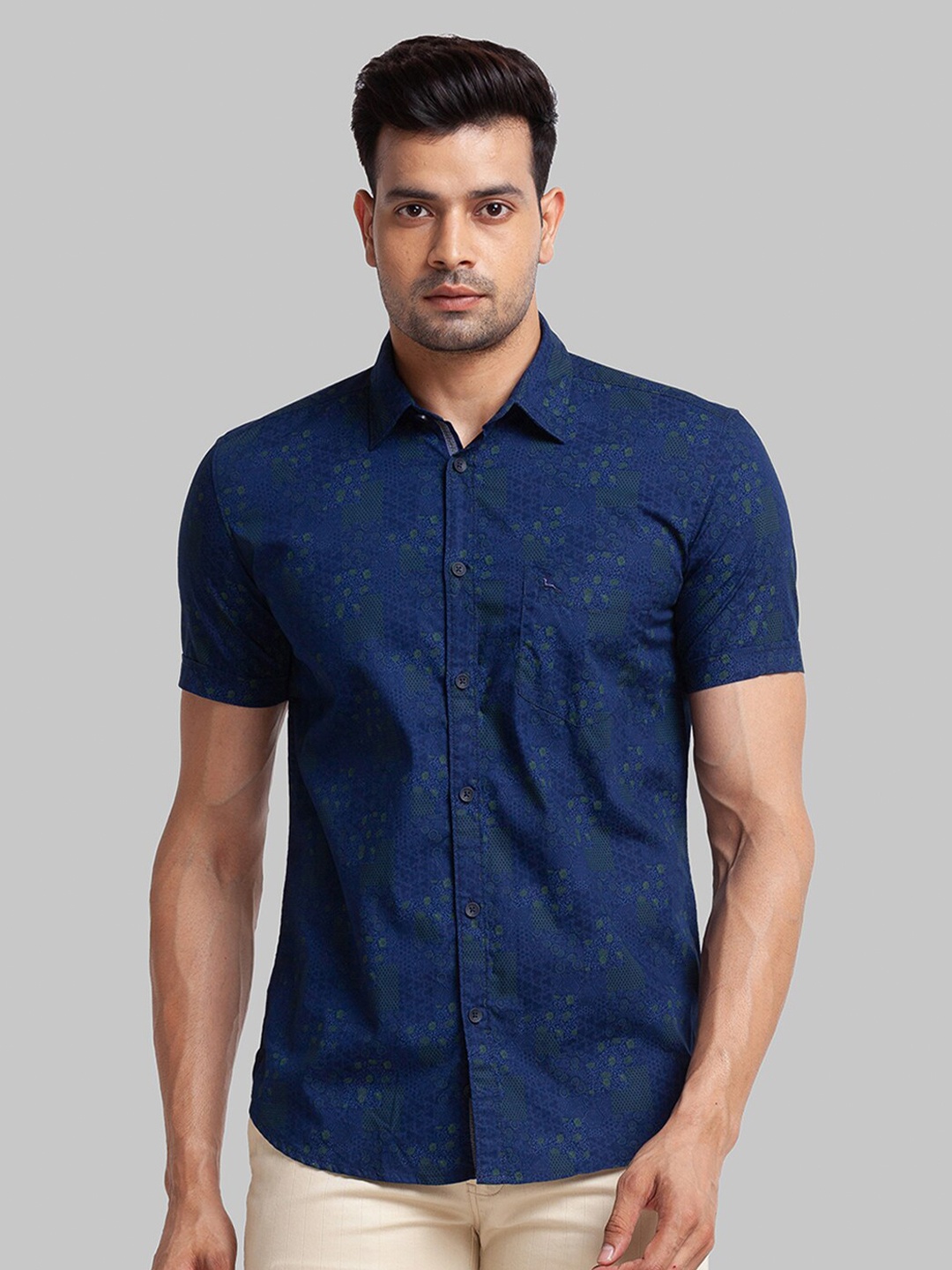 

Parx Men Micro Ditsy Printed Cotton Casual Shirt, Navy blue