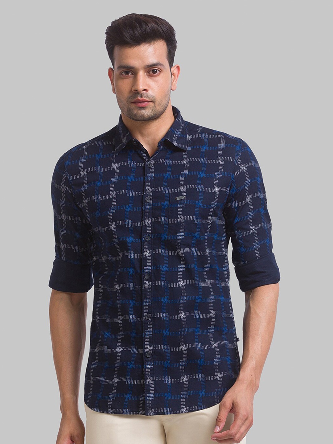 

Parx Men Slim Fit Checked Casual Cotton Shirt, Navy blue