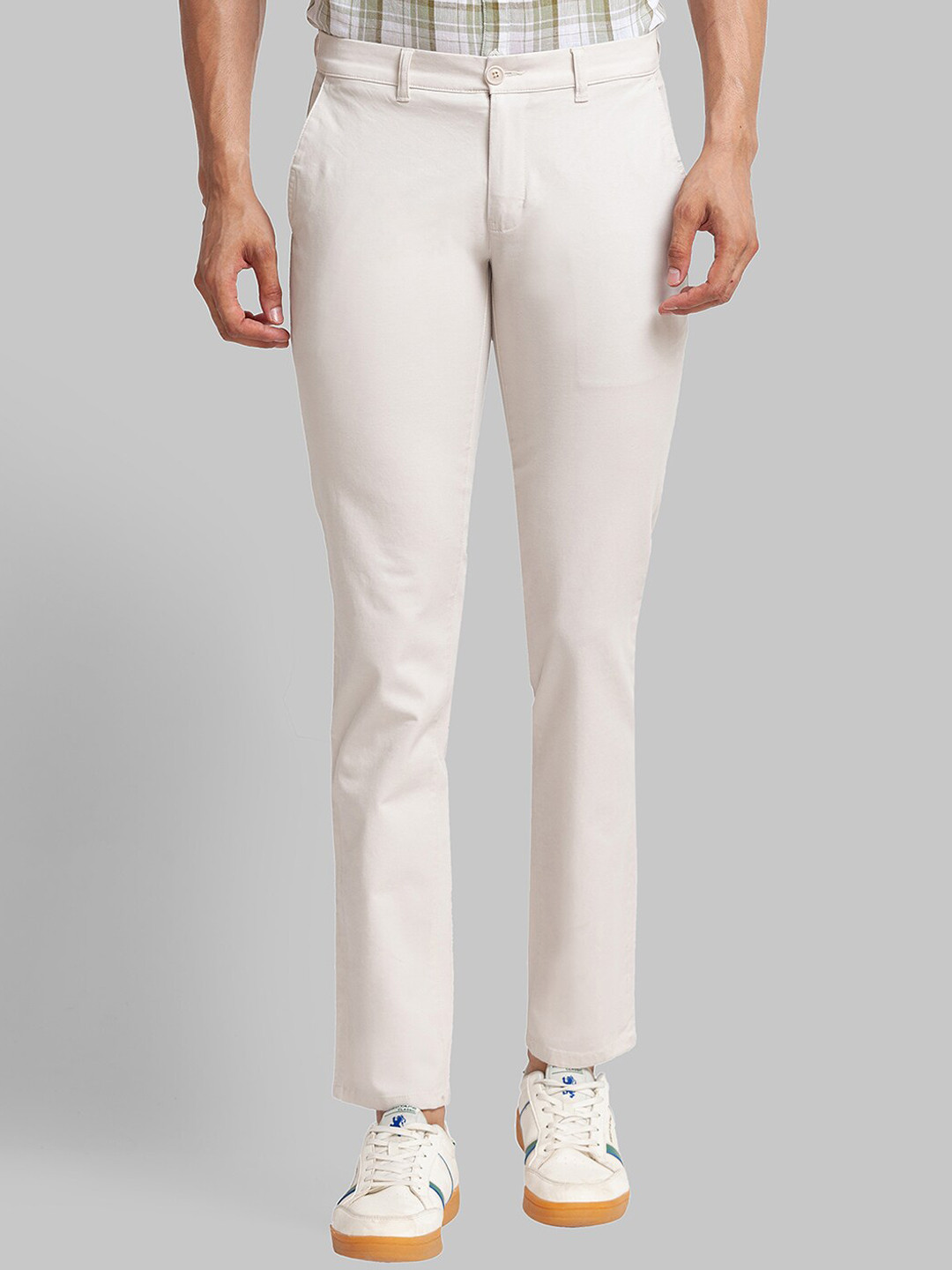 

Parx Men Tapered Fit Mid-Rise Regular Trousers, Off white