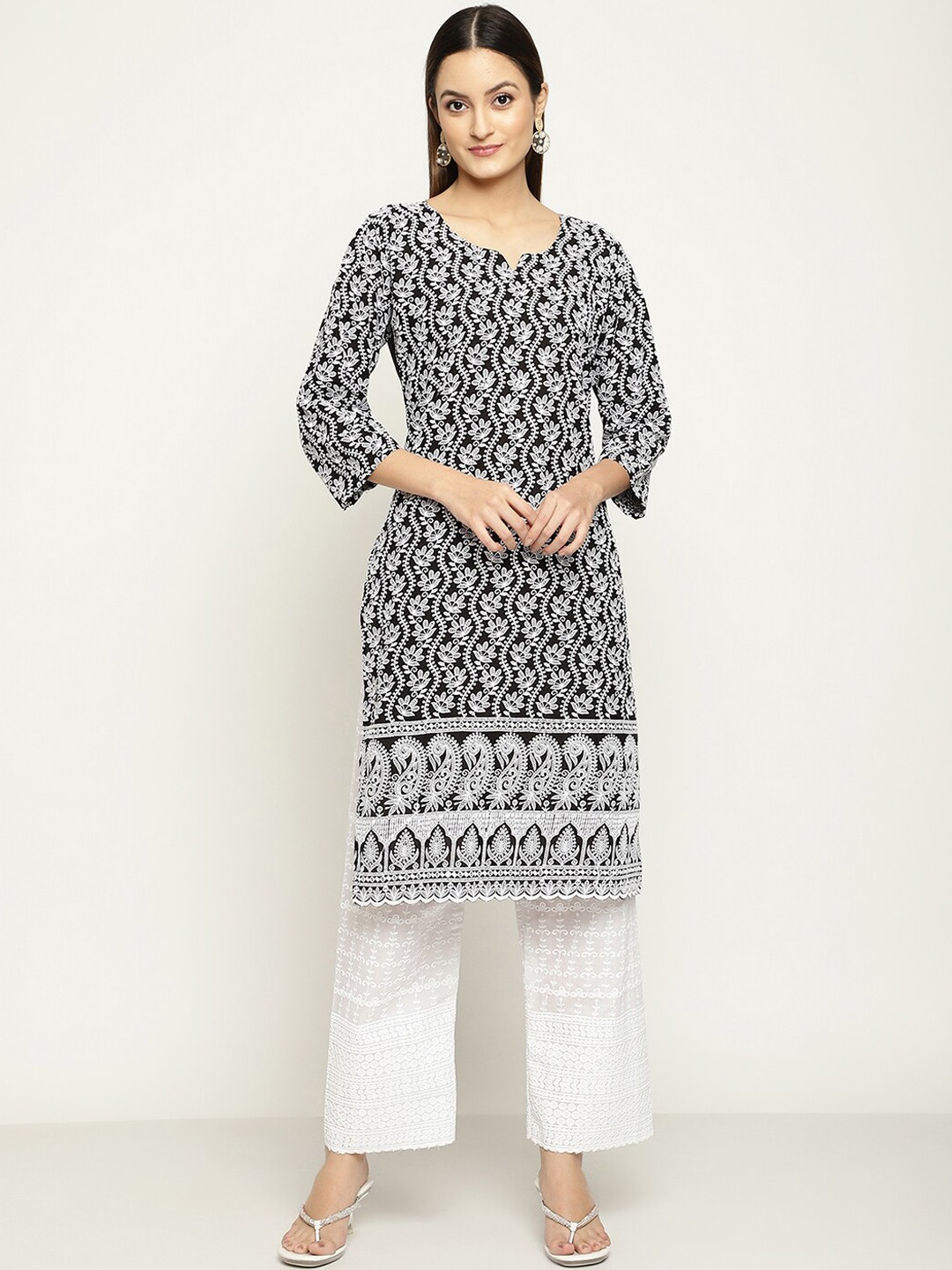 

KALINI Women Geometric Printed Thread Work Cotton Kurta, Black