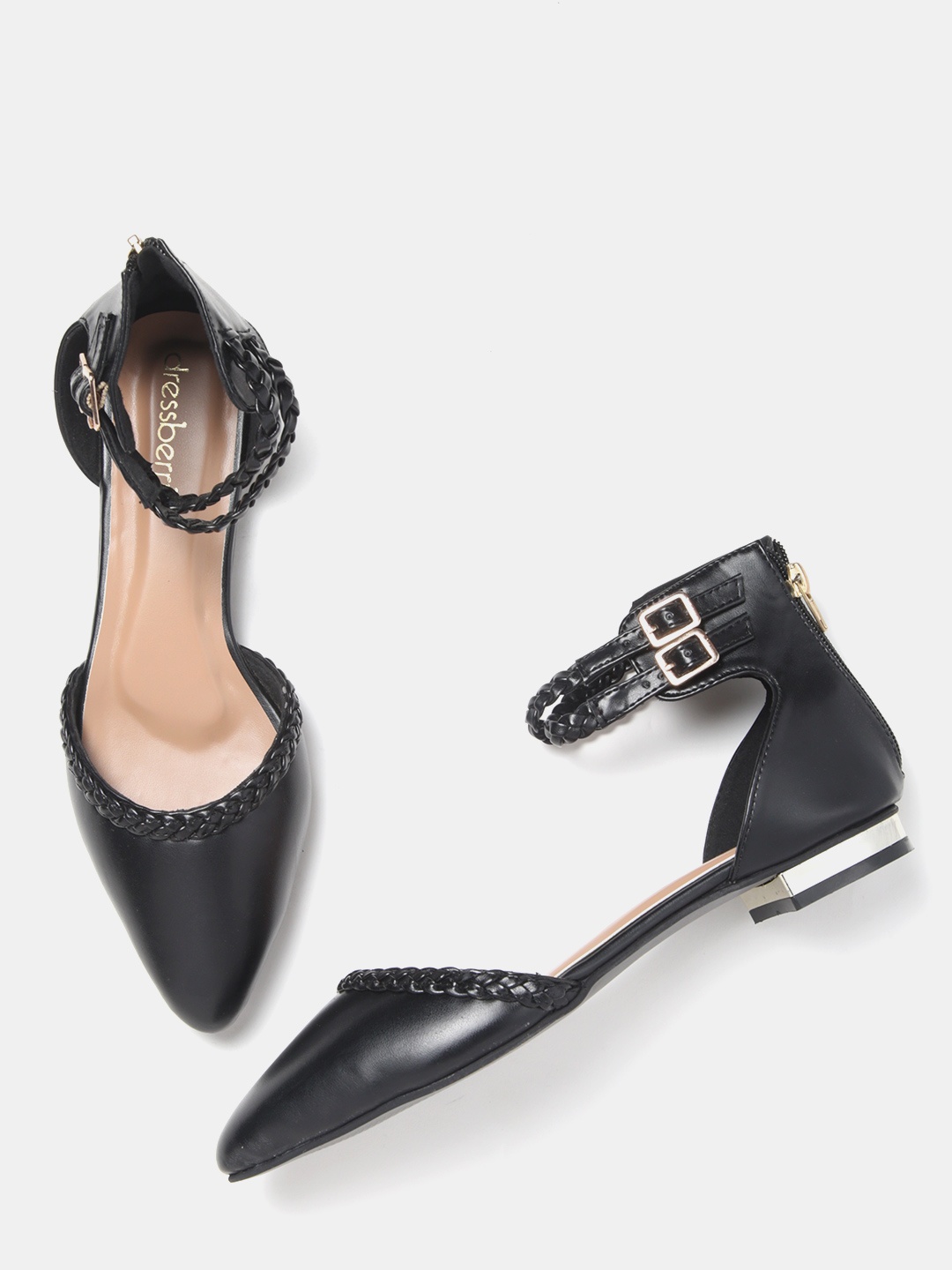 

DressBerry Women Black Solid Flats