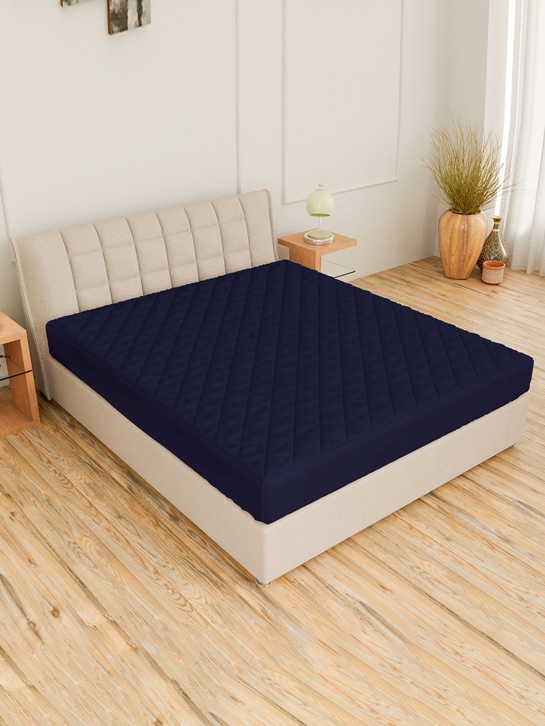 

CURIOUS LIFESTYLE Blue Quilted Cotton Queen Size Fitted Water-Proof Mattress Protector