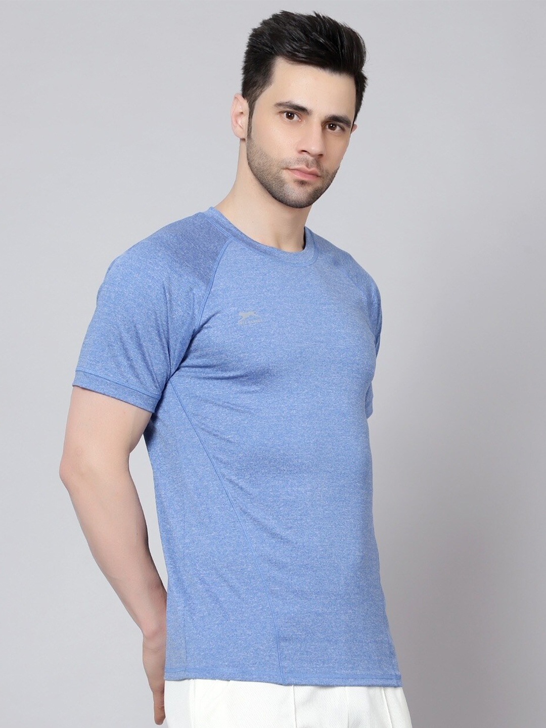 

Shiv Naresh Men Round Neck T-shirt, Blue