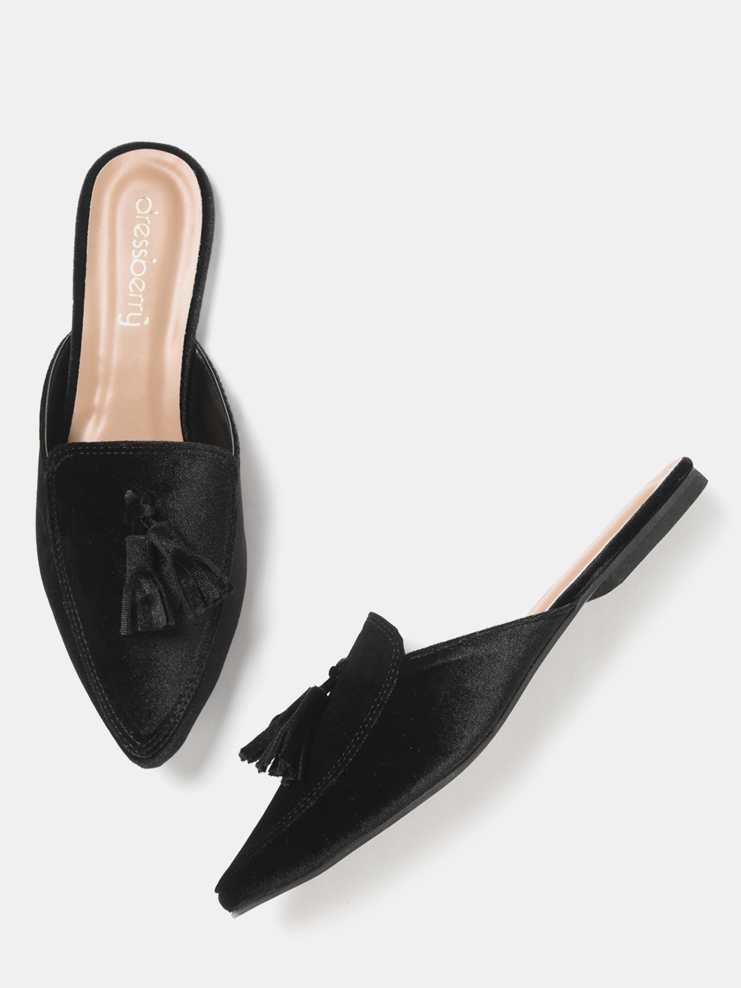 

DressBerry Women Black Solid Mules