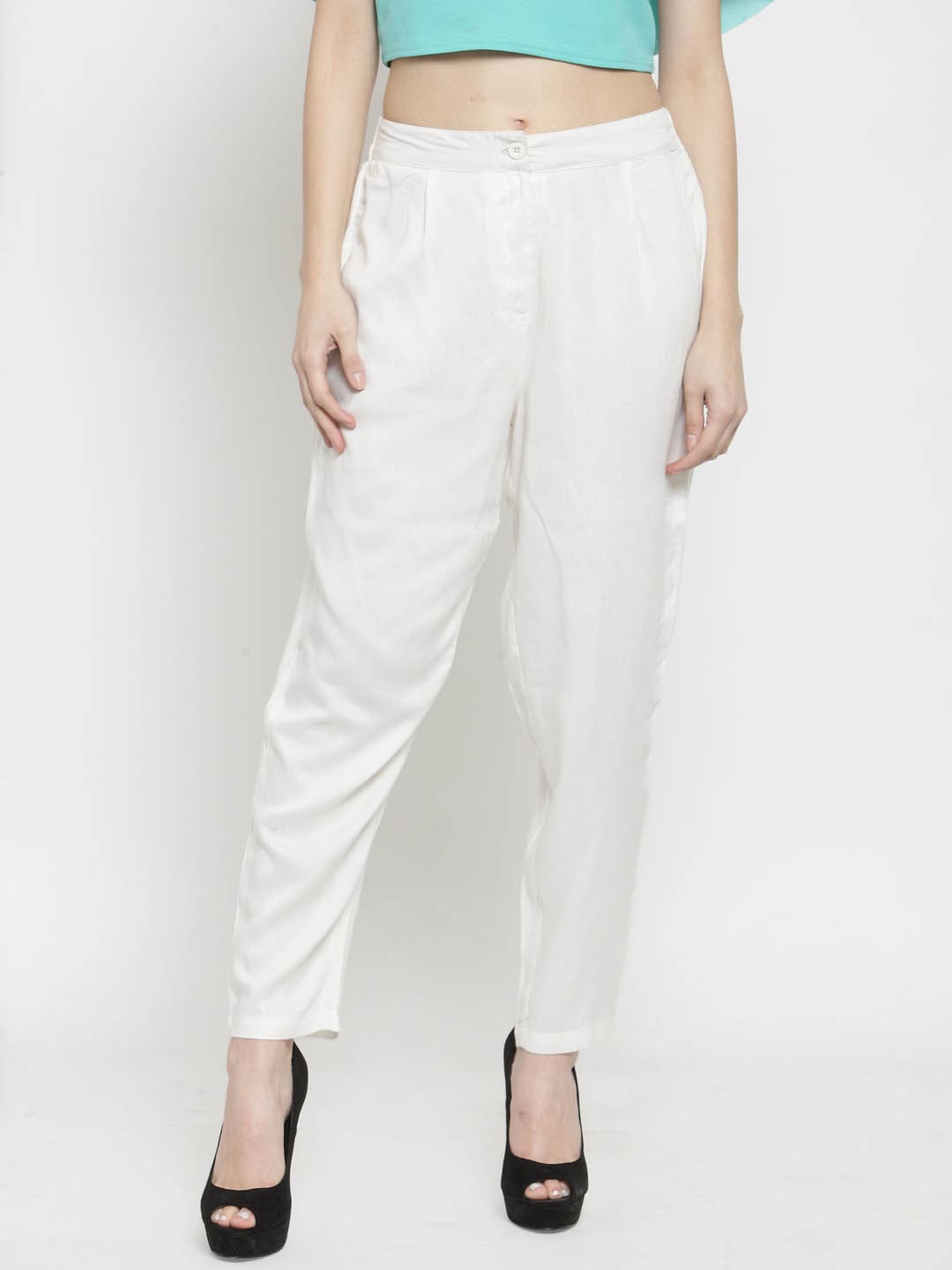 

Sera Women Mid-Rise Pleated Cigarette Trousers, White