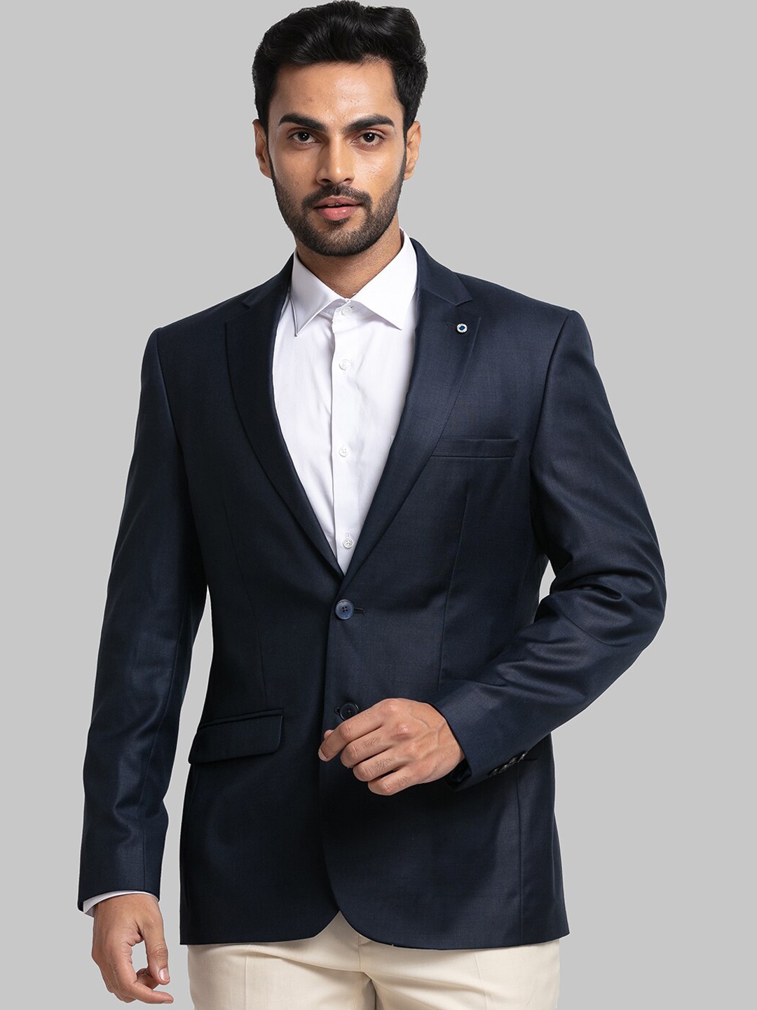 

Raymond Men Single Breasted Blazers, Navy blue