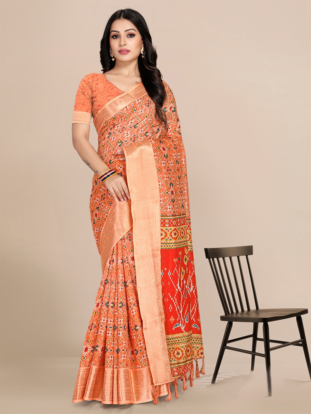 

Mitera Ethnic Motifs Zari Silk Blend Banarasi Saree, Orange