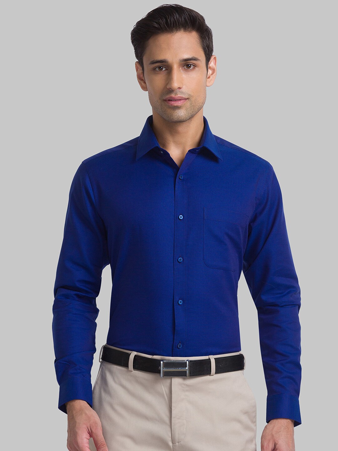 

Raymond Men Self Design Cotton Slim Fit Formal Shirt, Blue