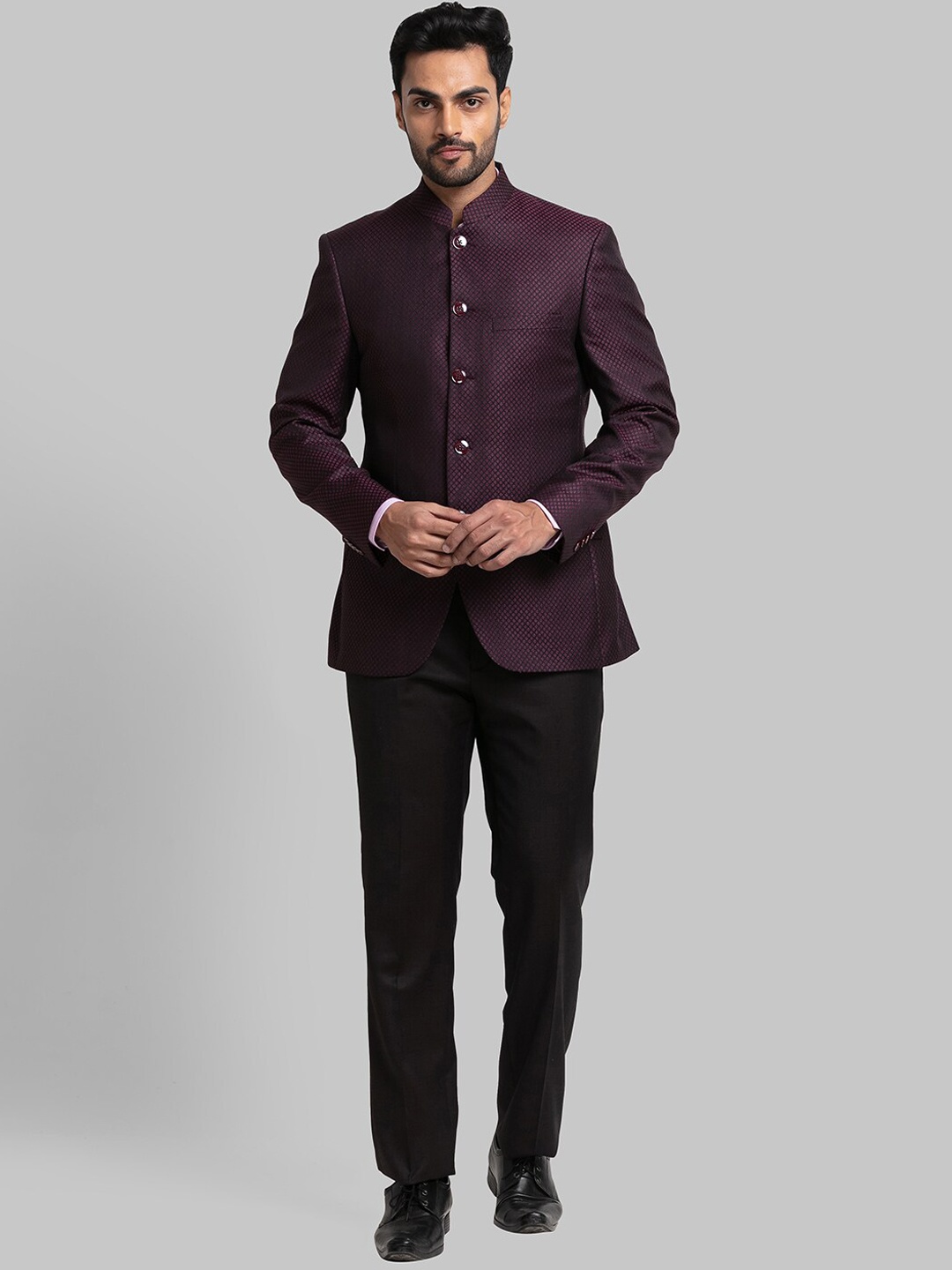

Raymond Self Designed Single-Breasted Bandhgala Two-Piece Suit, Maroon