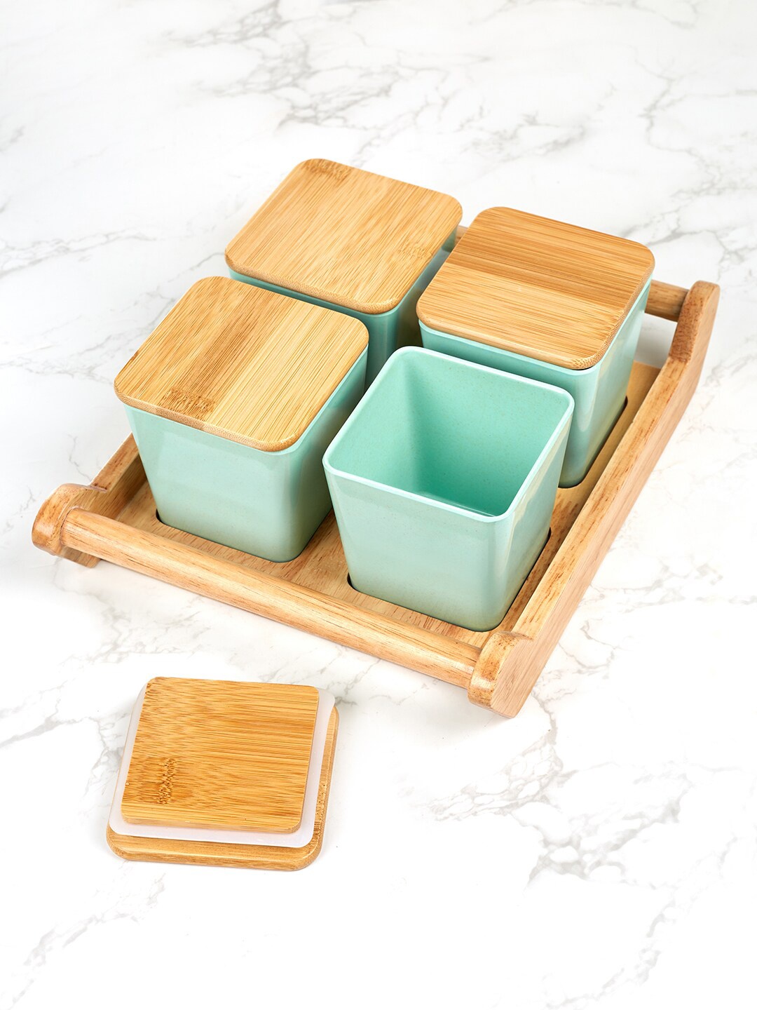 

HomeTown ServEasy Sea Green & Brown 5 Pieces Melamine & Bamboo Containers