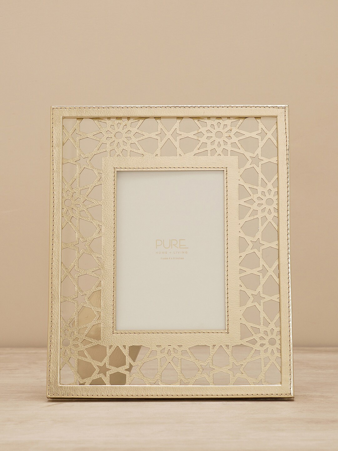 

Pure Home and Living Gold-Toned Textured Photo Frame