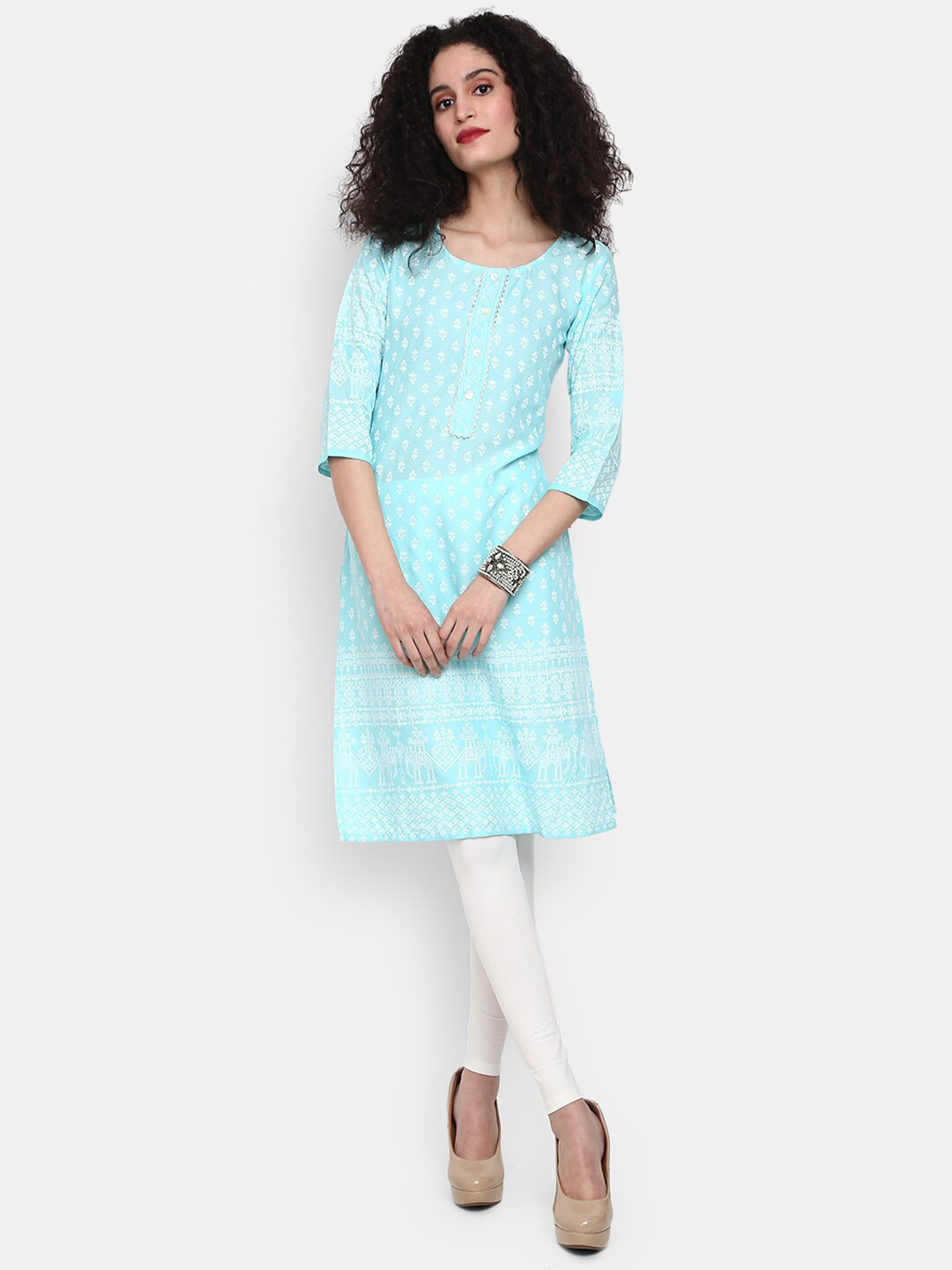 

V-Mart Women Ethnic Motifs Printed Gotta Patti Kurta, Blue