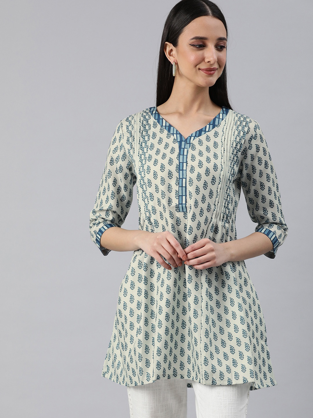 

ETIQUETTE Ethnic Motifs Printed V-Neck Pleated A-Line Kurti, Blue