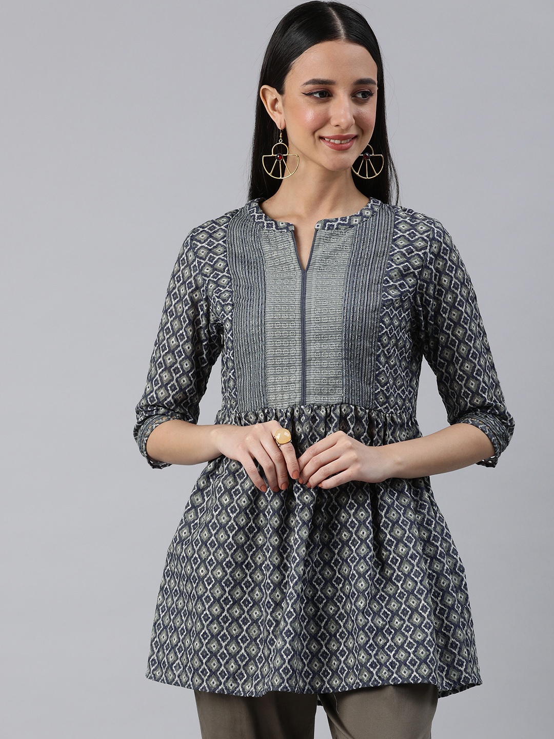 

ETIQUETTE Ethnic Motifs Printed Sequinned Kurti, Grey