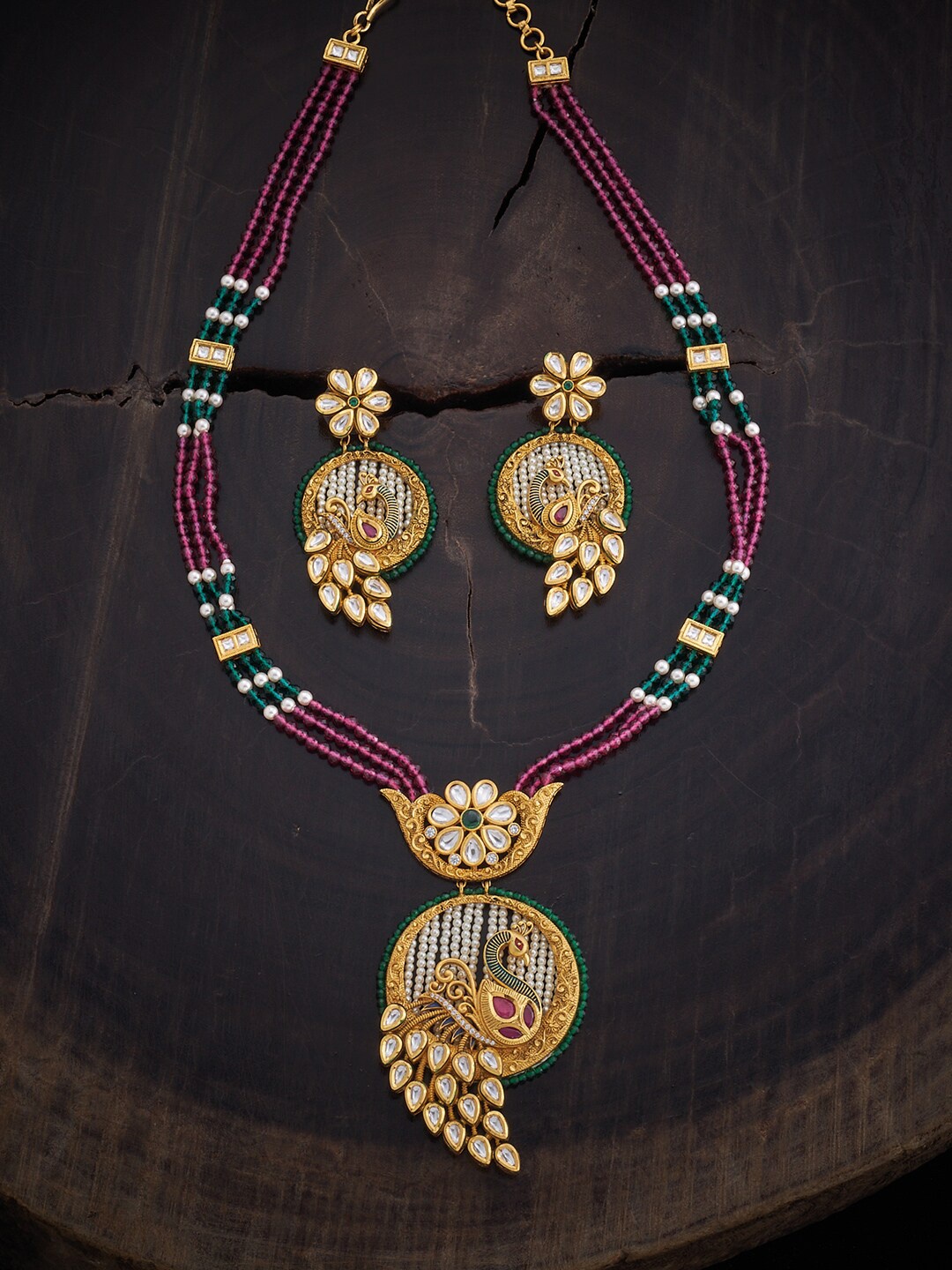 

Kushal's Fashion Jewellery Women Gold-Plated Kundan-Studded Jewellery Set, Green