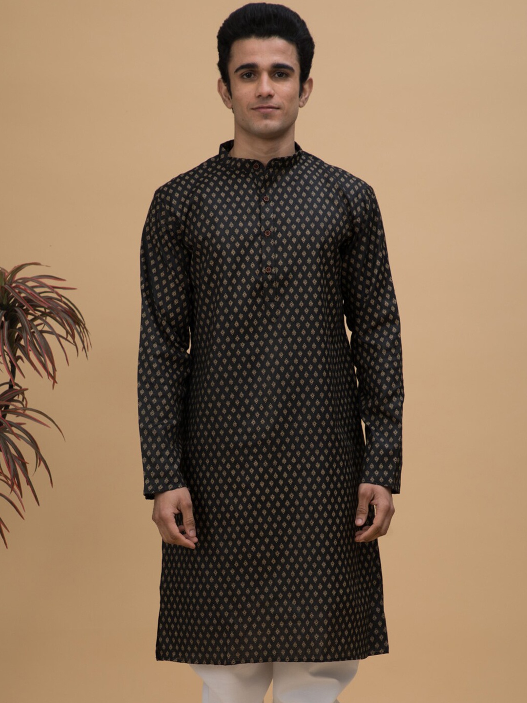 

NEUDIS Men Ethnic Motifs Printed Cotton Kurta, Black