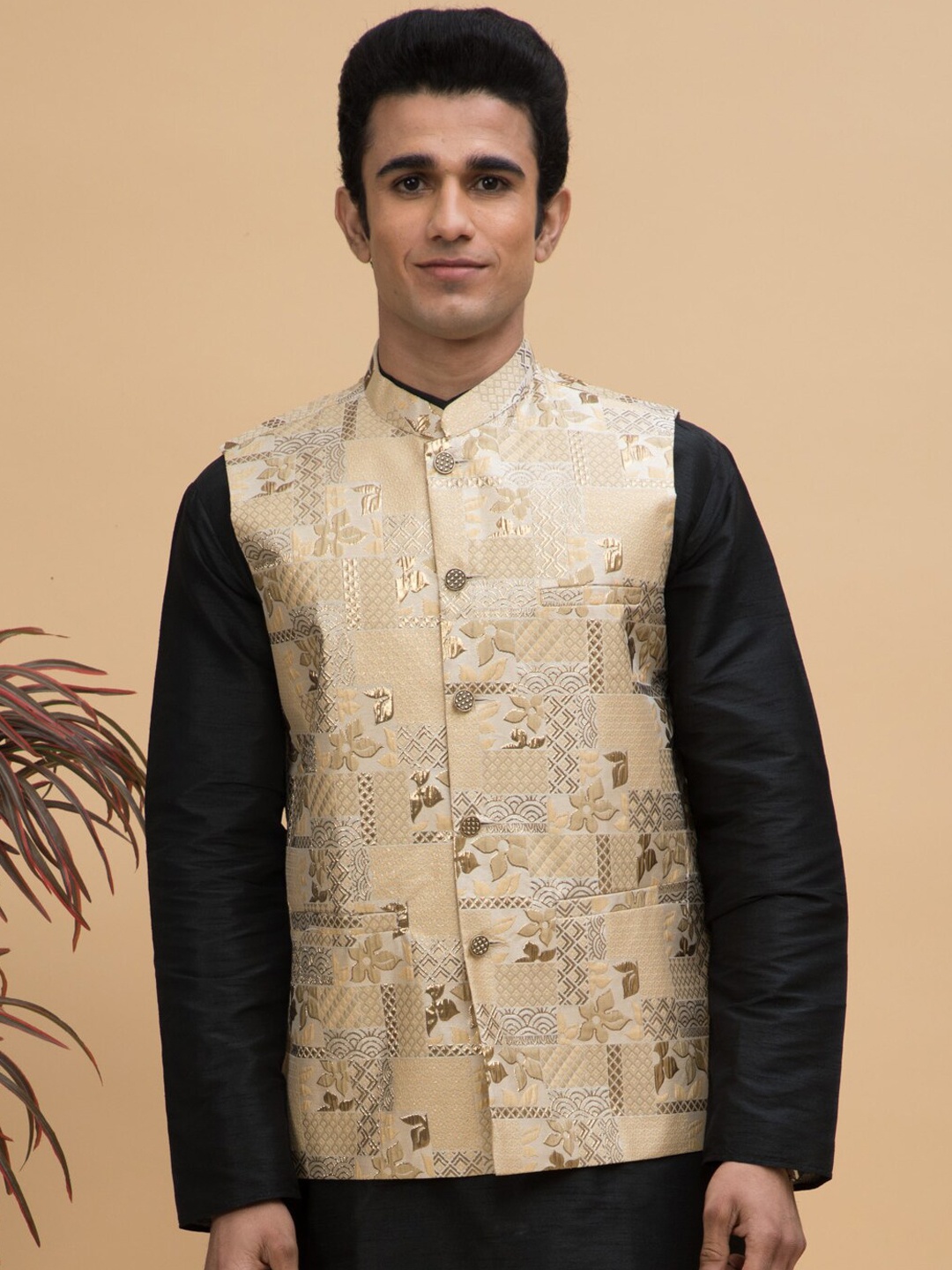 

NEUDIS Men Woven Design Nehru Jacket, Beige