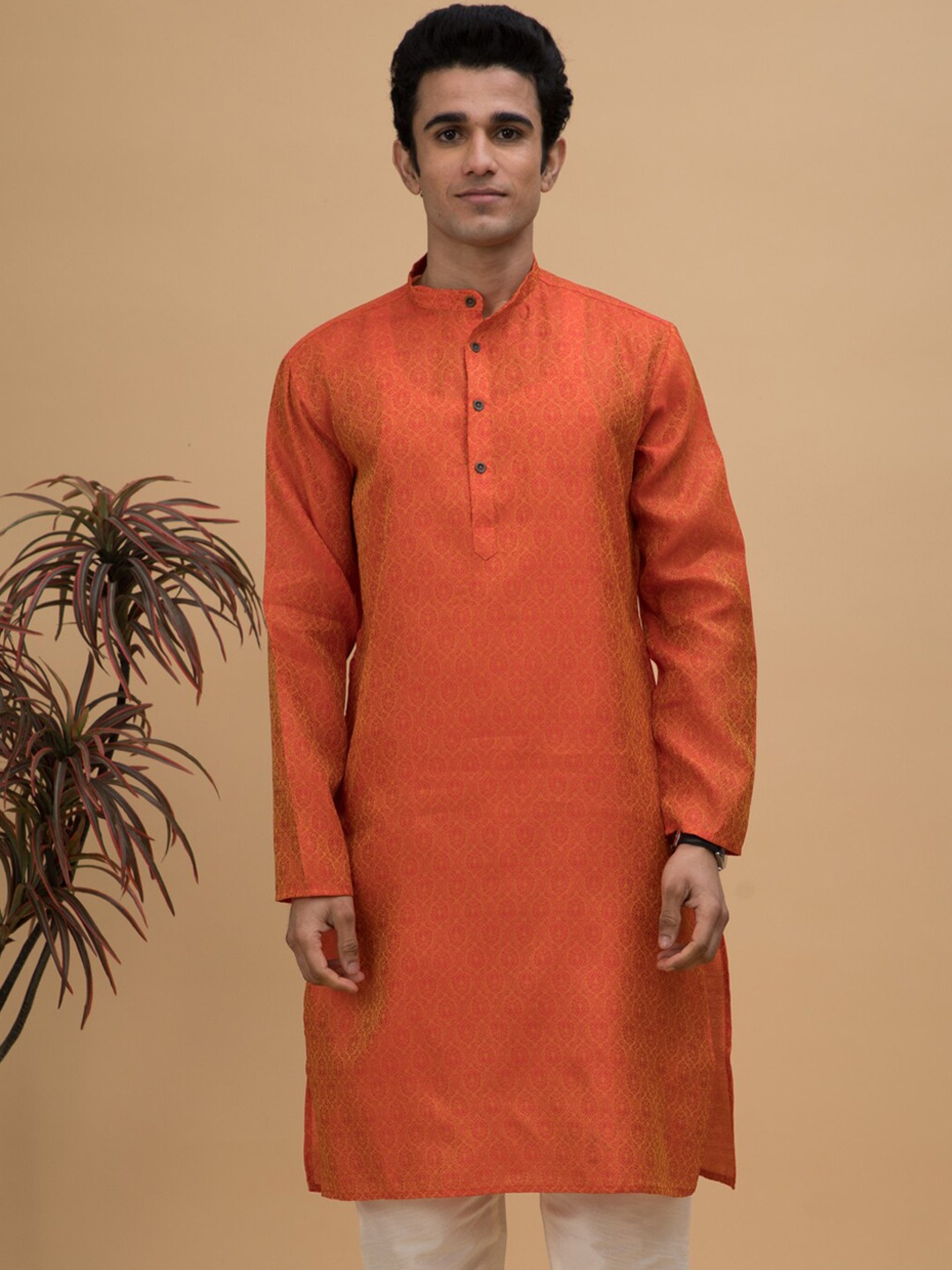 

NEUDIS Men Woven Design Regular Straight Kurta, Orange