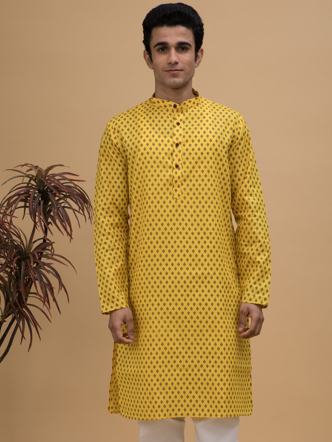 

NEUDIS Men Ethnic Motifs Printed Cotton Handloom Kurta, Yellow